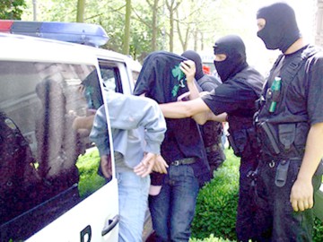 Constănţenii „săltaţi” de DIICOT Braşov au fost arestaţi